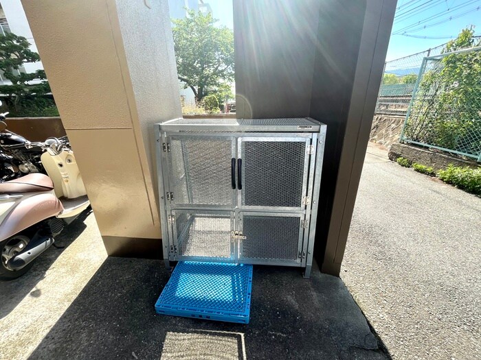 ルプリ－ズ西宮北口の物件外観写真