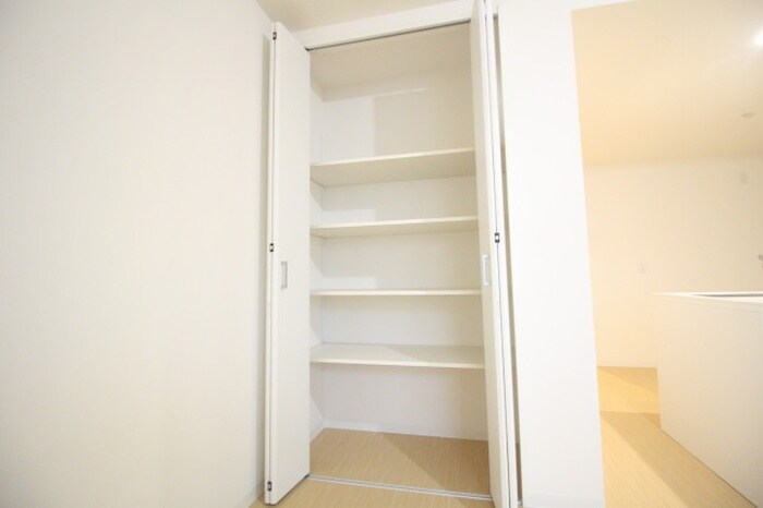 H.Sビルヂングの物件内観写真