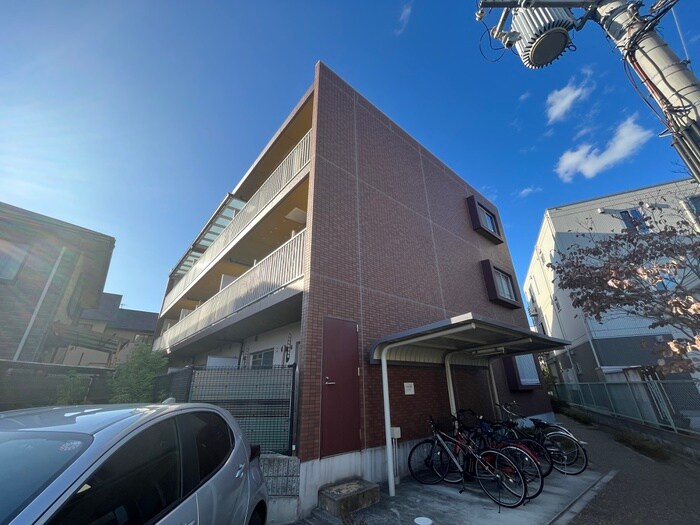 カンファ高木西の物件外観写真