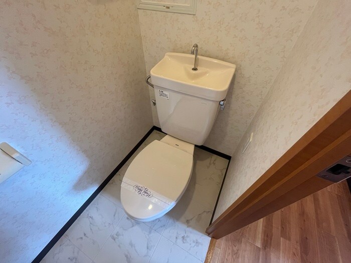 カンファ高木西の物件内観写真