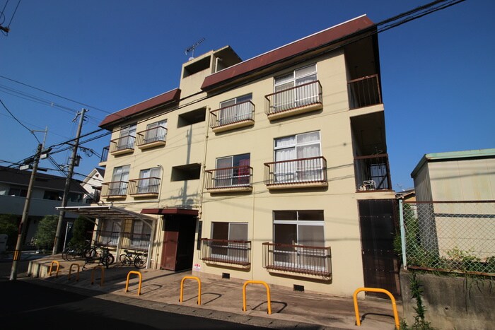 ブレイズ村本の物件外観写真