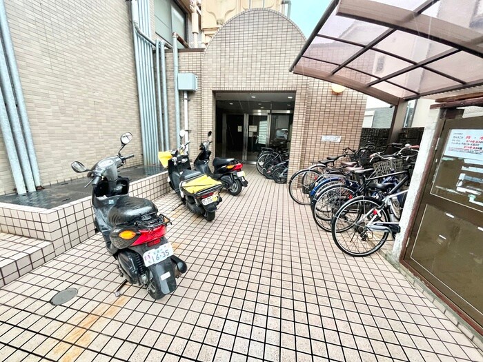 スカイホ－ム瀬川の物件外観写真