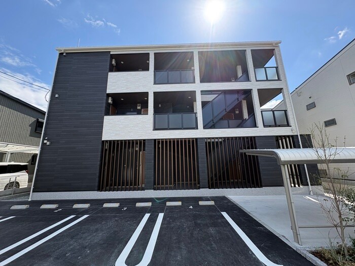 Ａ・カーサ　フェリーチェの物件外観写真