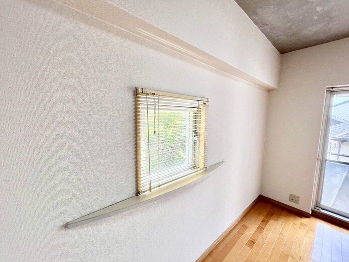 アヴニ－ルの物件内観写真