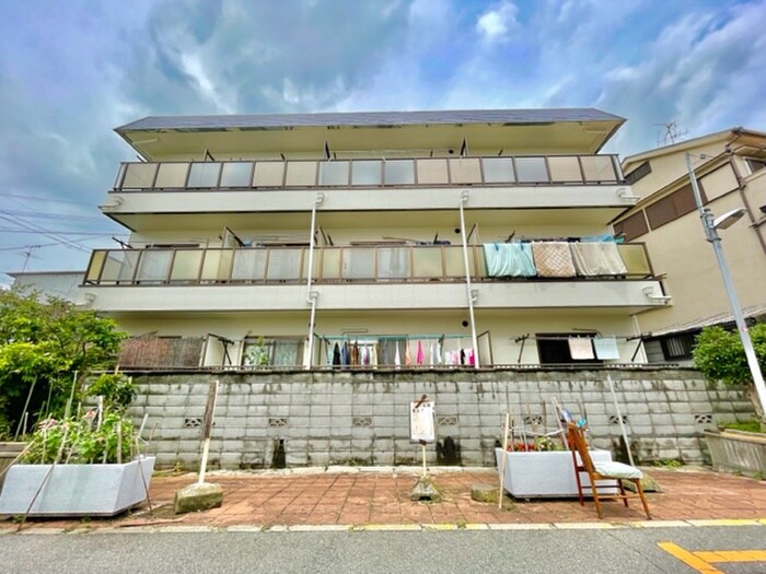 ジョイフル奥村の物件外観写真