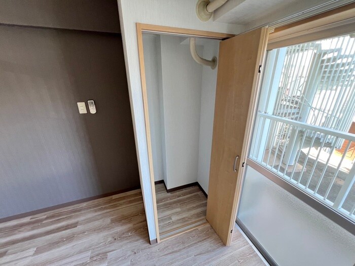 新栄プロパティー東大阪Ⅰの物件内観写真