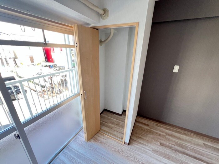 新栄プロパティー東大阪Ⅰの物件内観写真