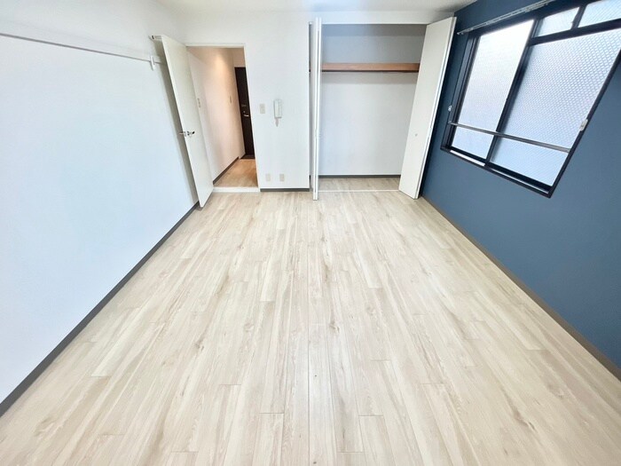 シャトレー本町の物件内観写真