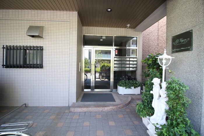 エルヴィゴール　北口の物件外観写真