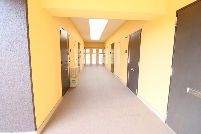 ジョ－ヌ・エ・ルポの物件外観写真