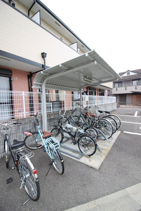 ライズ西昇の物件外観写真