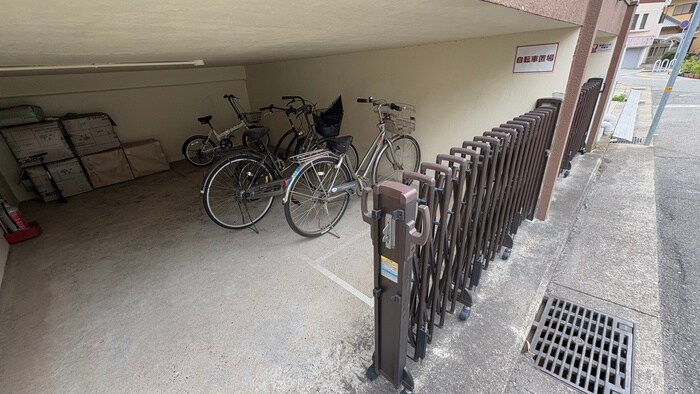 アミティエ山手の物件外観写真