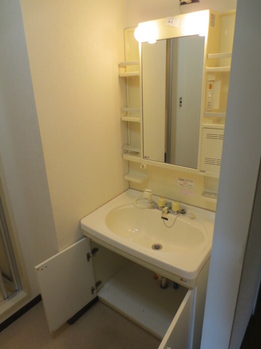 ナーシサス法橋の物件内観写真