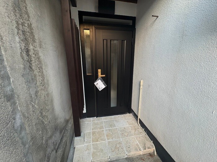 西蜂岡町9-97貸家の物件外観写真