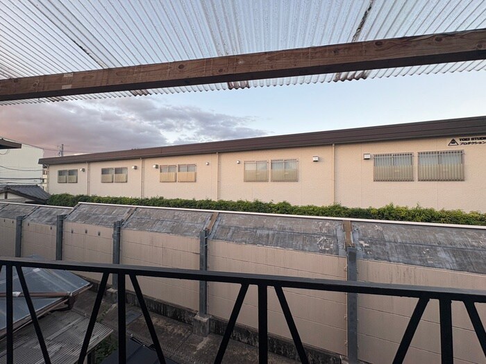 西蜂岡町9-97貸家の物件内観写真