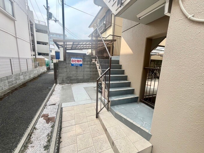 リエゾン塚口の物件外観写真