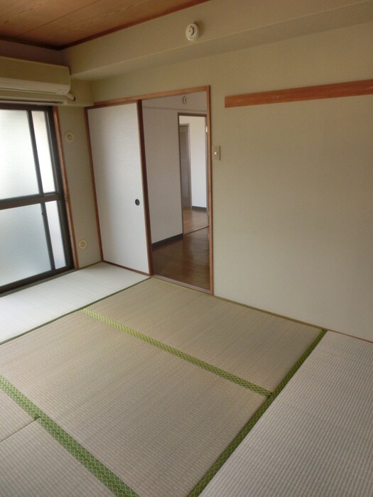 コア・ファ－スト山下の物件内観写真