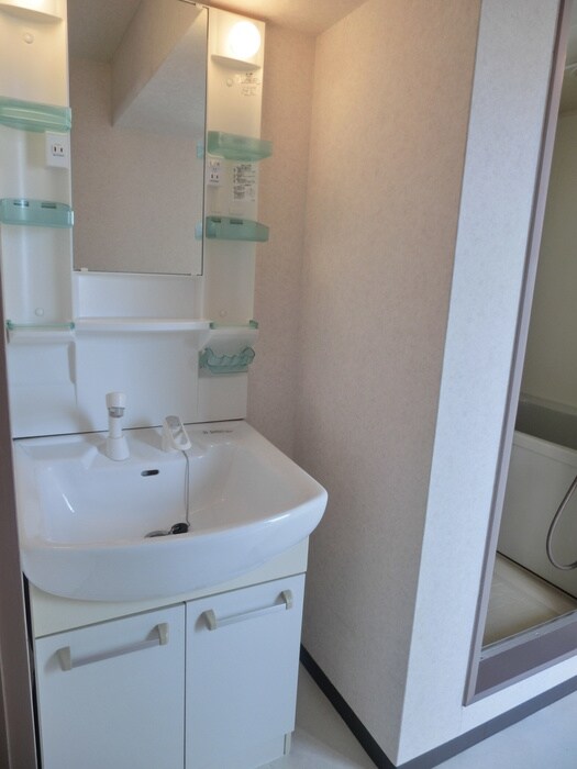 コア・ファ－スト山下の物件内観写真