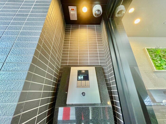 ｴｽﾃﾑｺｰﾄ大阪ｸﾞﾗﾋﾞﾃﾞｨ（303）の物件外観写真