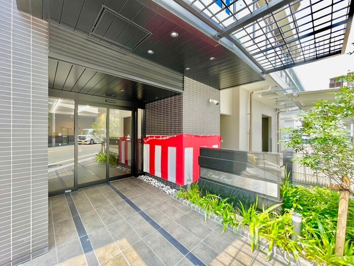 ｴｽﾃﾑｺｰﾄ大阪ｸﾞﾗﾋﾞﾃﾞｨ（303）の物件外観写真