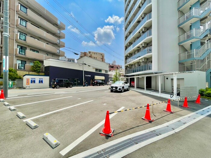 ｴｽﾃﾑｺｰﾄ大阪ｸﾞﾗﾋﾞﾃﾞｨ（303）の物件外観写真