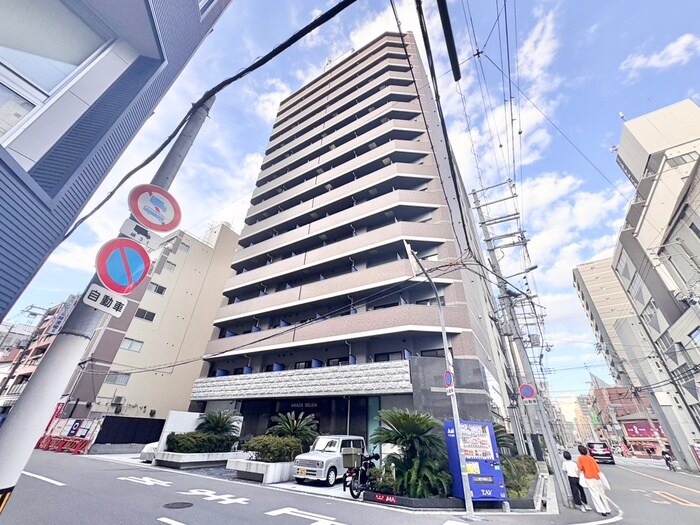 ドゥーエ立売堀の物件外観写真