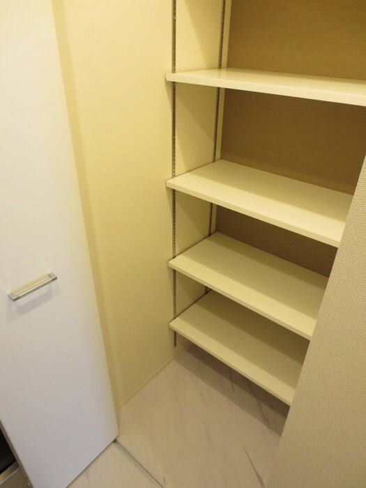 ドゥーエ立売堀の物件内観写真