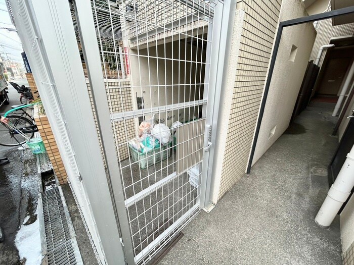 セレネ ３７の物件外観写真