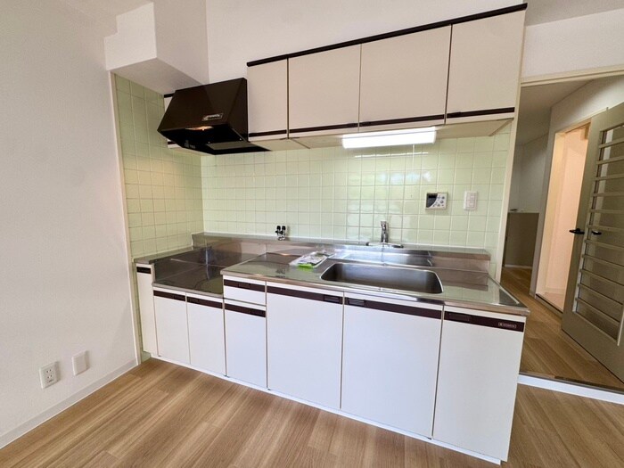 プレスト・コ－ト弐番館の物件内観写真