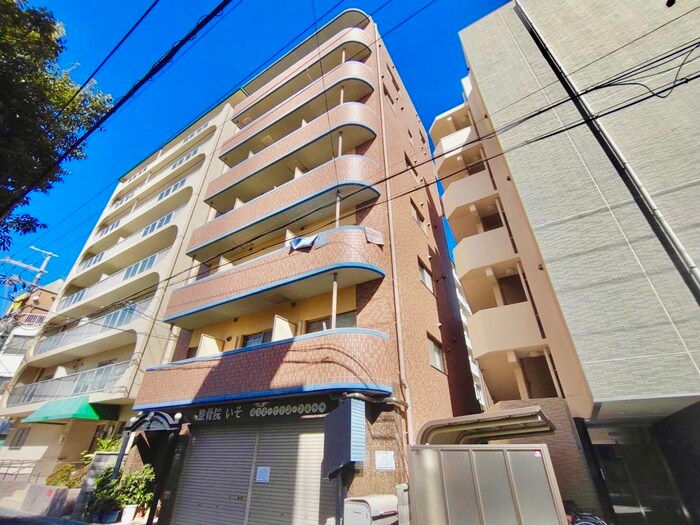 セルリアンの物件外観写真