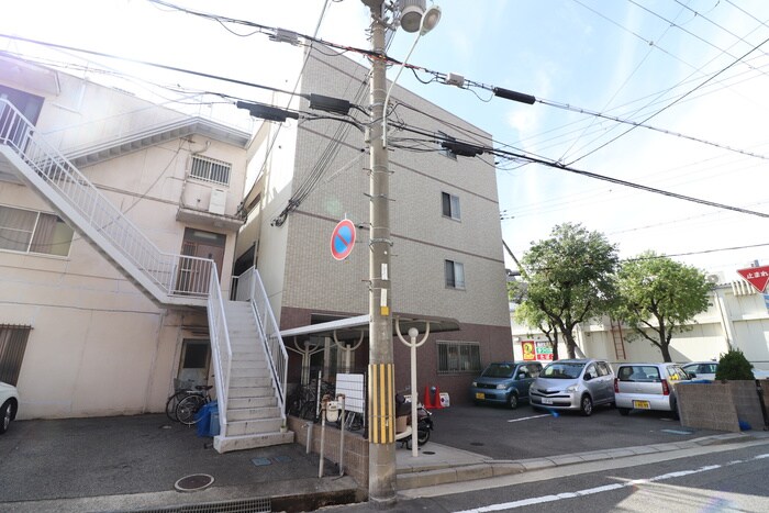 サクセス武庫川の物件外観写真