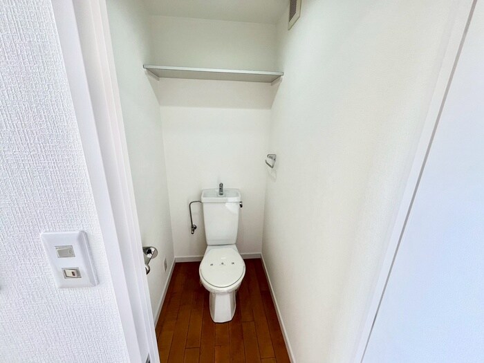 レイドール箕面の物件内観写真