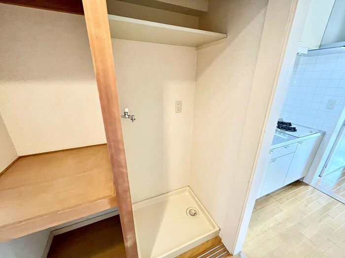 レイドール箕面の物件内観写真