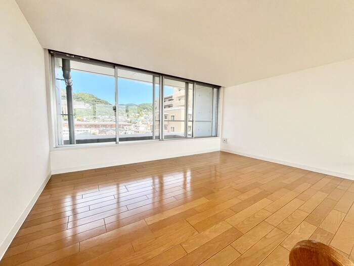 レイドール箕面の物件内観写真