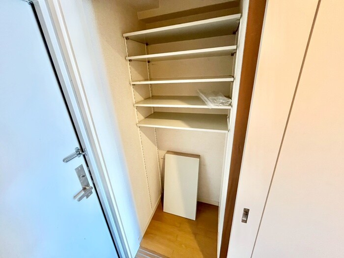 レイドール箕面の物件内観写真