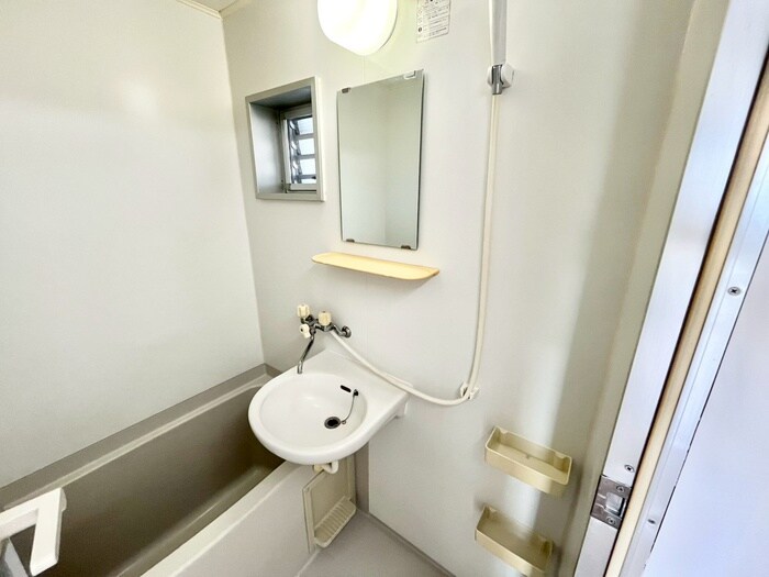 レイドール箕面の物件内観写真