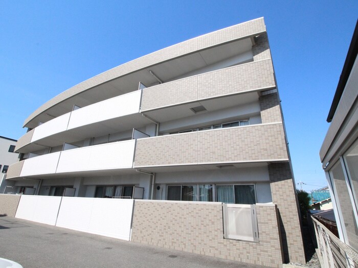 ドルフコ－トＫの物件外観写真