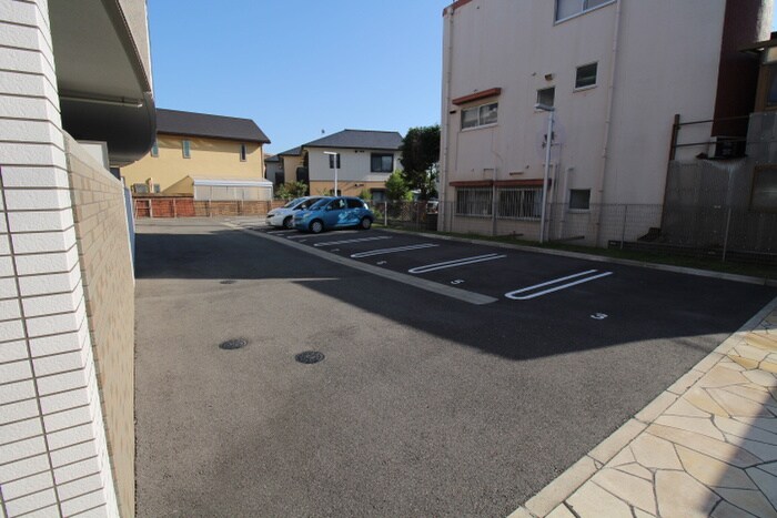 ドルフコ－トＫの物件外観写真