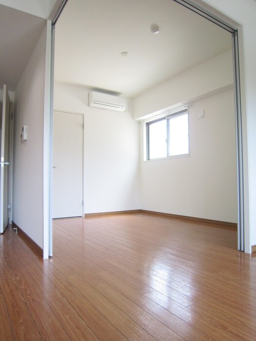 ドルフコ－トＫの物件内観写真