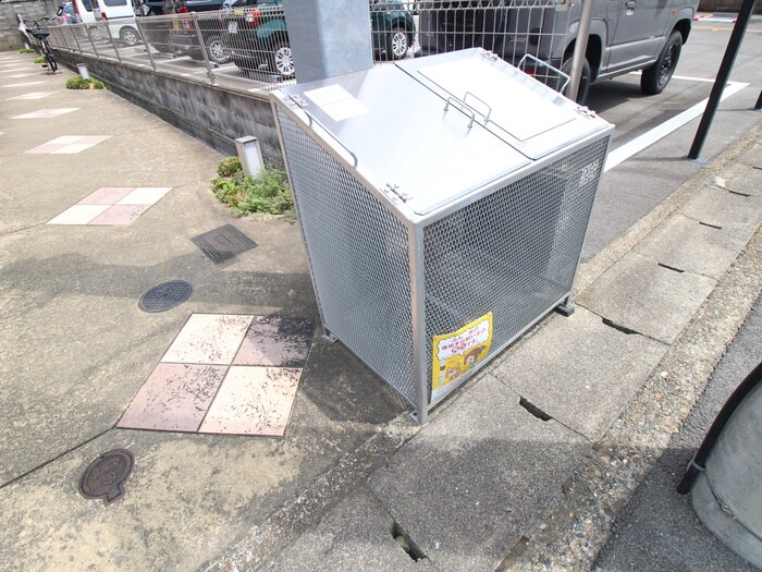 エムズ神光院の物件外観写真