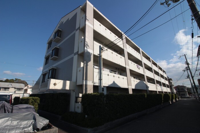 REIWA宝塚の物件外観写真