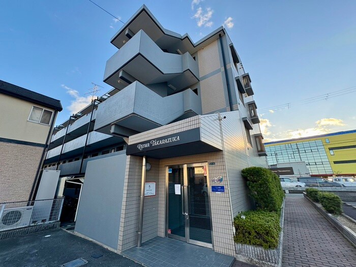 REIWA宝塚の物件外観写真