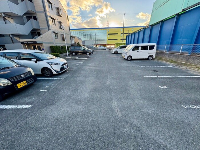 REIWA宝塚の物件外観写真