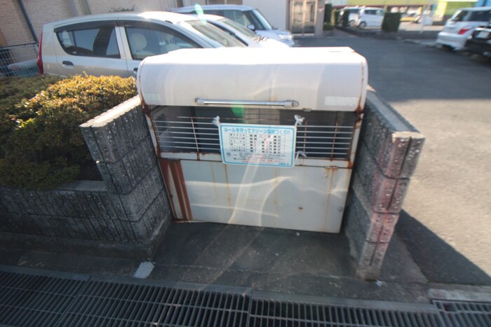 REIWA宝塚の物件外観写真