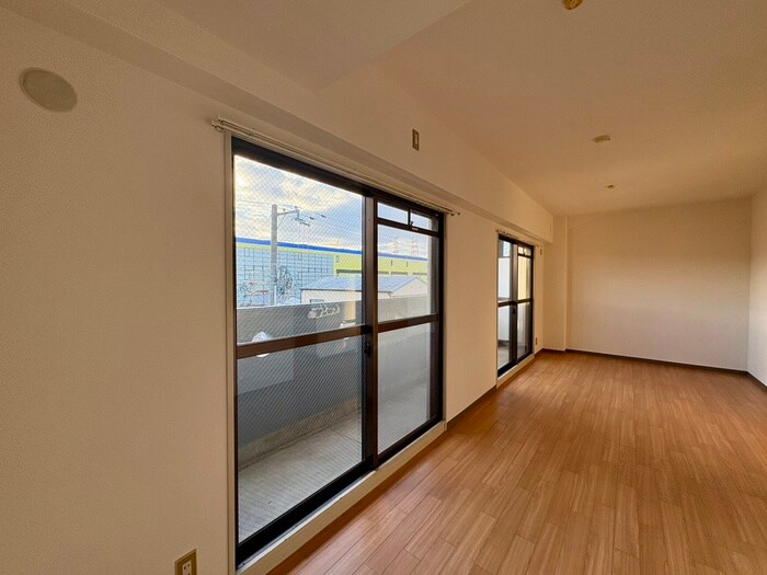 REIWA宝塚の物件内観写真