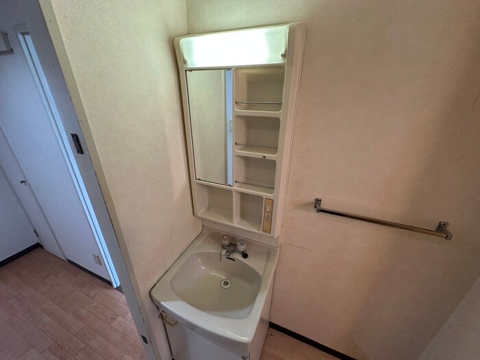 チェリーアベニュー南茨木Ｂの物件内観写真