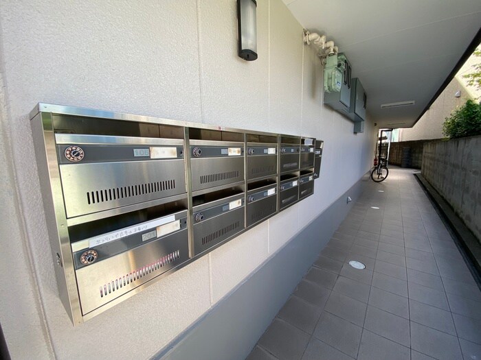 エルミタ－ジュの物件外観写真