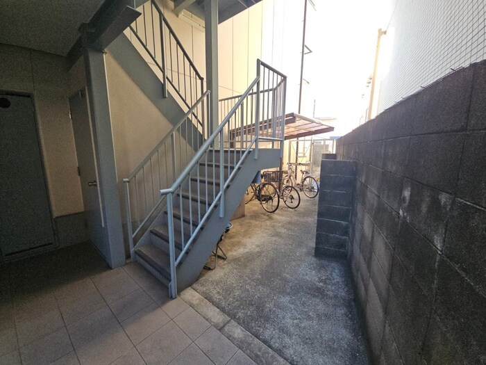 エルミタ－ジュの物件外観写真