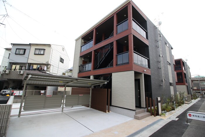 オ－ヴェスト　アンビエンテ　Ⅰの物件外観写真