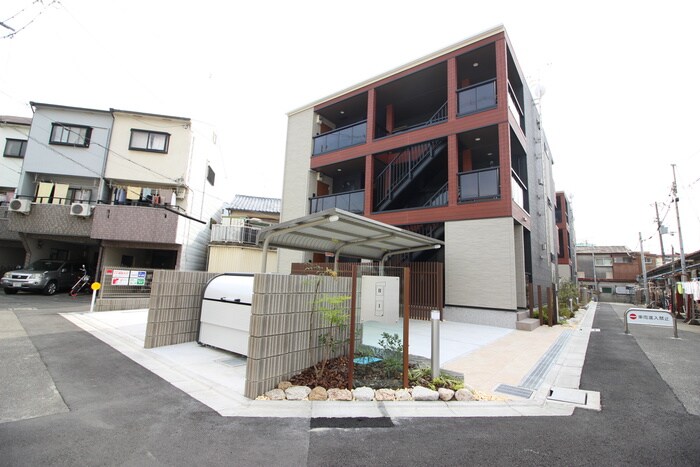 オ－ヴェスト　アンビエンテ　Ⅰの物件外観写真